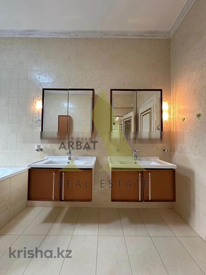 Фото Квартира, 5 комн, 450 м², 3/4 эт., 2009 г.п.