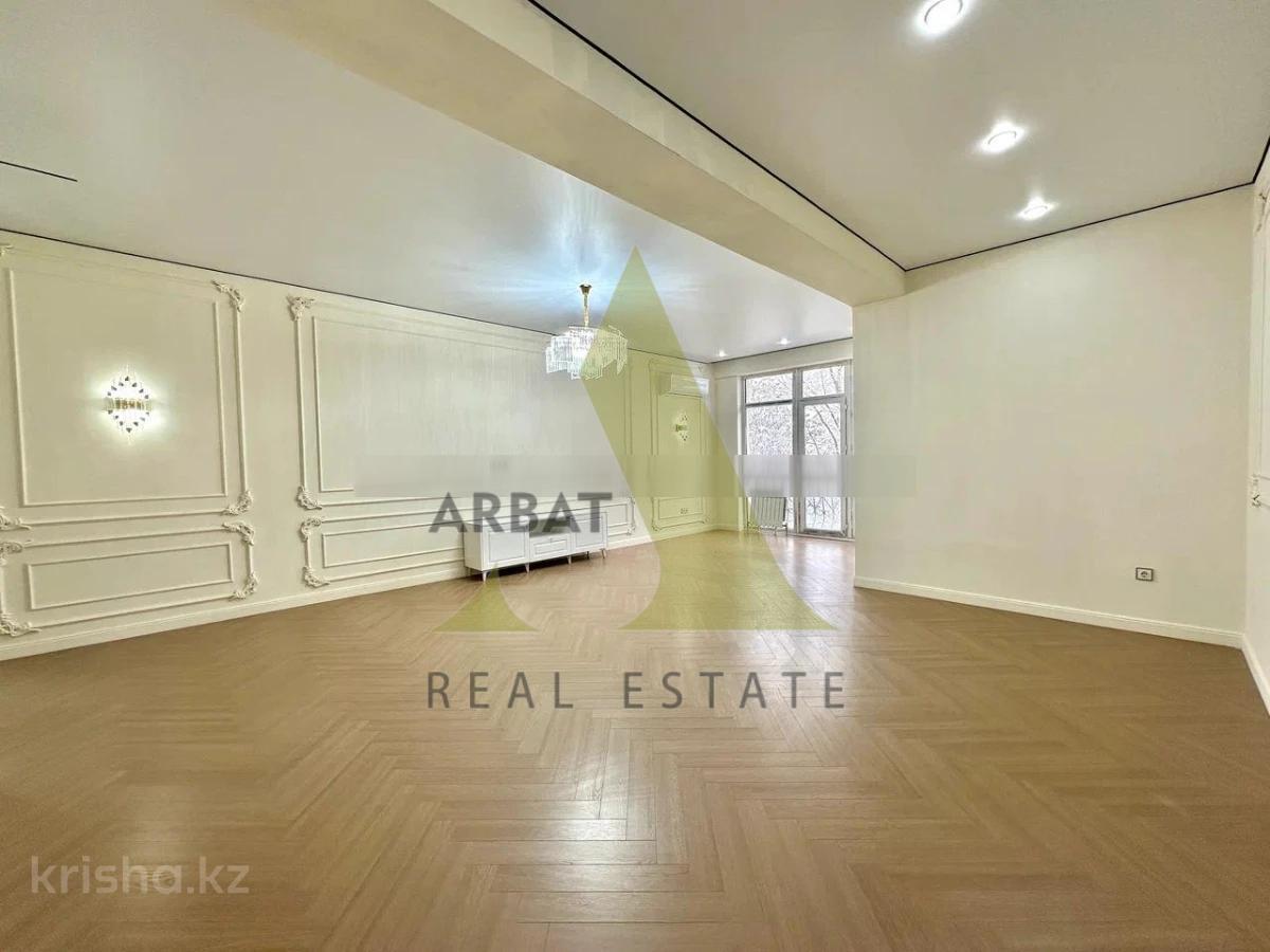 Фото Квартира, 4 комн, 200 м², 3/6 эт., 2013 г.п.