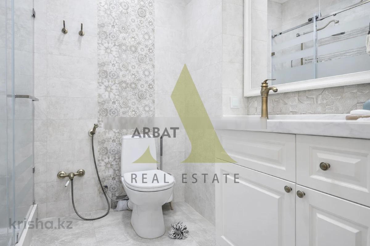 Фото Квартира, 7 комн, 180 м², 2/3 эт., 2020 г.п.