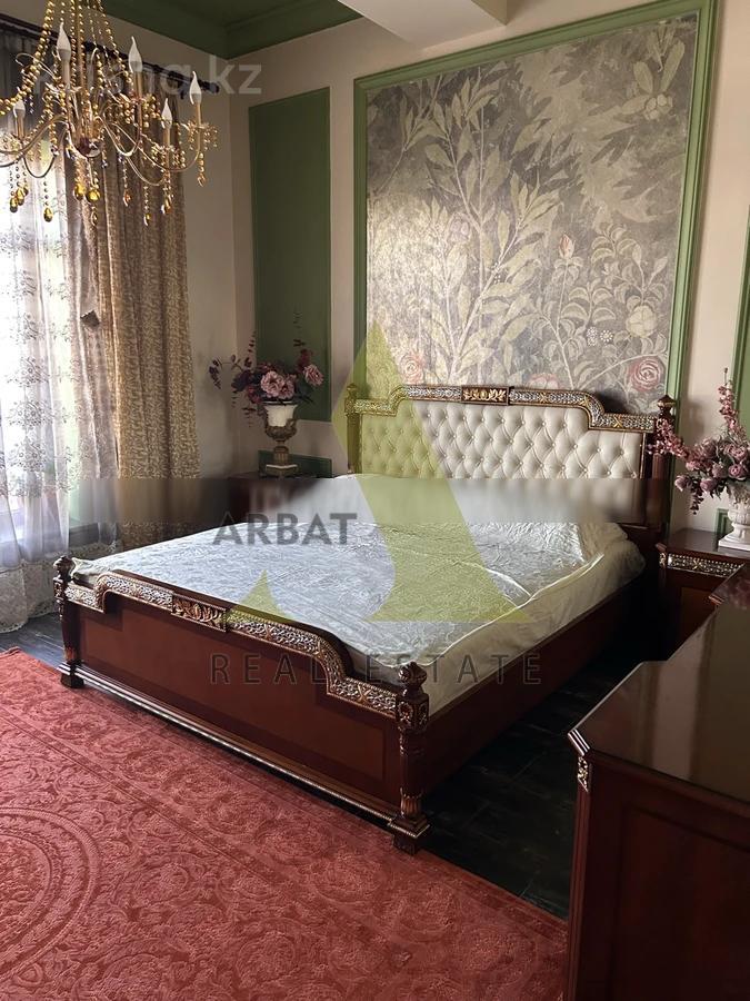 Фото Отдельный дом, 10 комн, 520м²