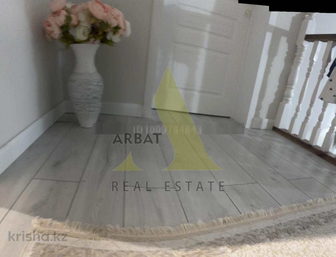 Фото Отдельный дом, 7 комн, 300м²