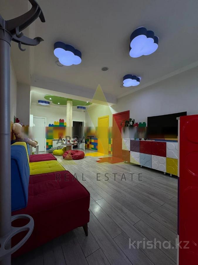 Фото Медцентры и аптеки, 60 м²