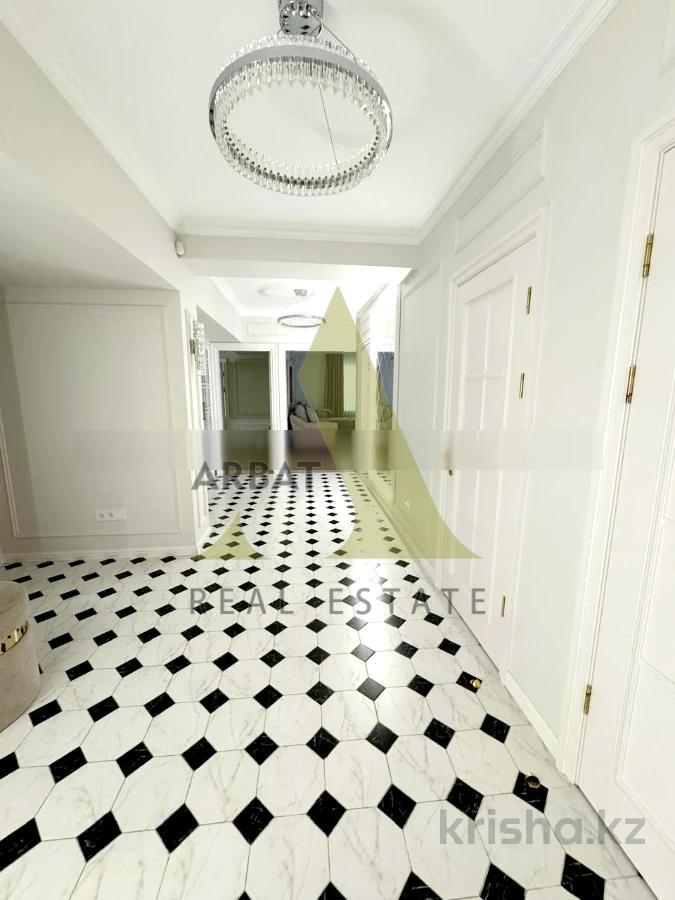 Фото Квартира, 3 комн, 138 м², 4/4 эт., 1978 г.п.