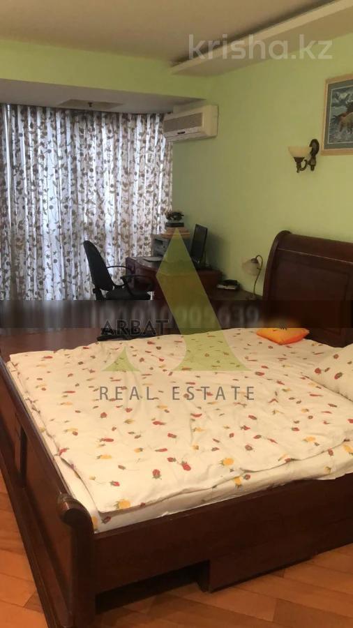 Фото Квартира, 5 комн, 175 м², 2/5 эт., 2005 г.п.