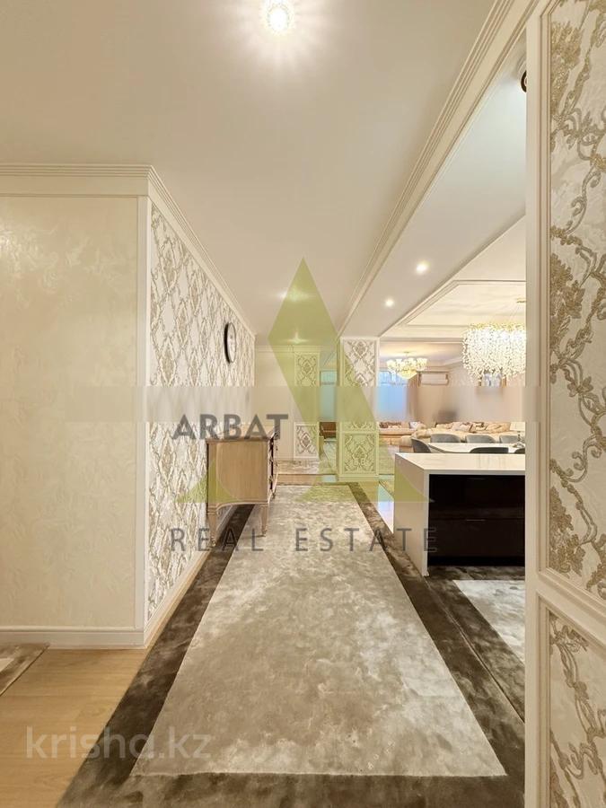 Фото Квартира, 5 комн, 190 м², 1/17 эт.