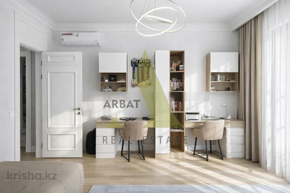 Фото Квартира, 7 комн, 180 м², 2/3 эт., 2020 г.п.