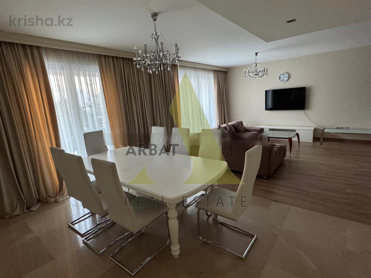 Фото Квартира, 5 комн, 220 м², 2 эт.