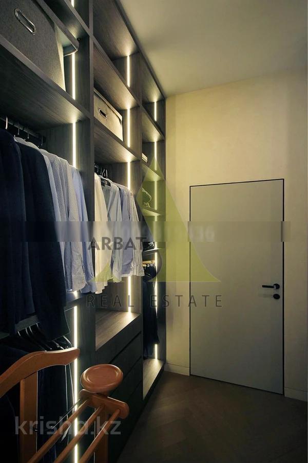 Фото Квартира, 4 комн, 150 м², 3/7 эт., 2017 г.п.