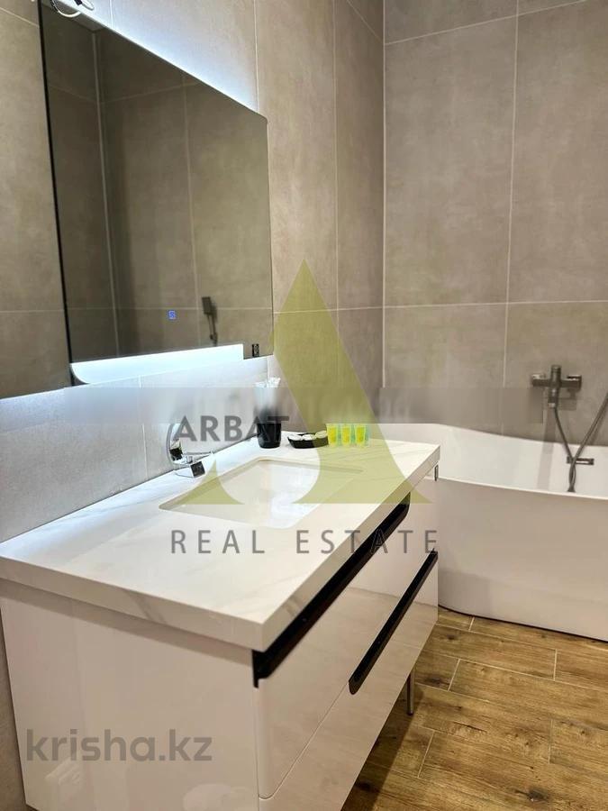 Фото Квартира, 4 комн, 135 м², 6/12 эт.