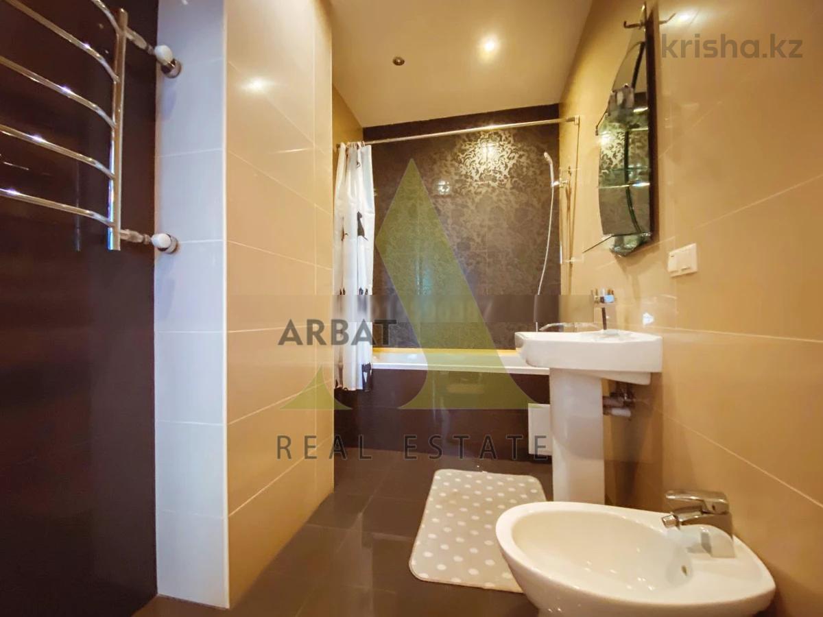 Фото Квартира, 4 комн, 200 м², 2/5 эт., 2010 г.п.