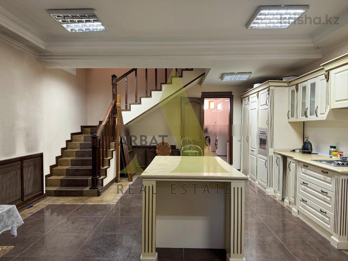 Фото Отдельный дом, 10 комн, 867.3м²