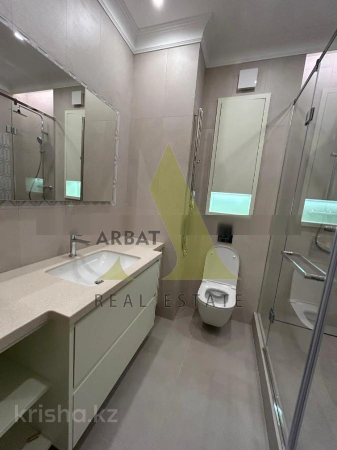 Фото Квартира, 4 комн, 150 м², 1/6 эт., 2012 г.п.