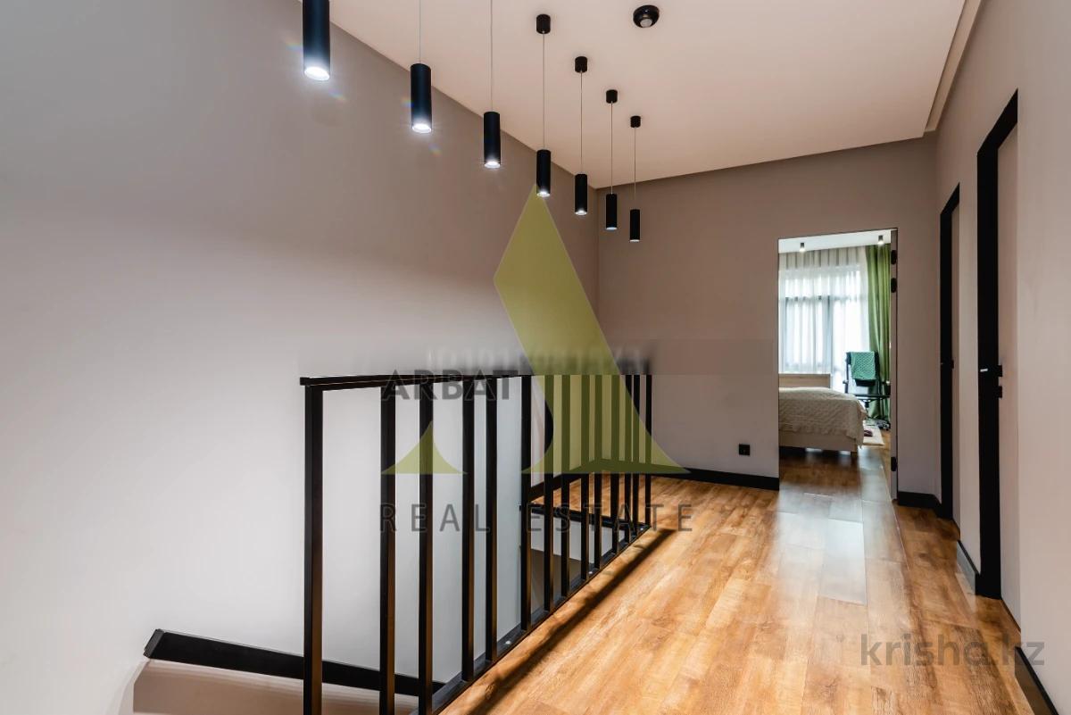 Фото Отдельный дом, 5 комн, 240м²
