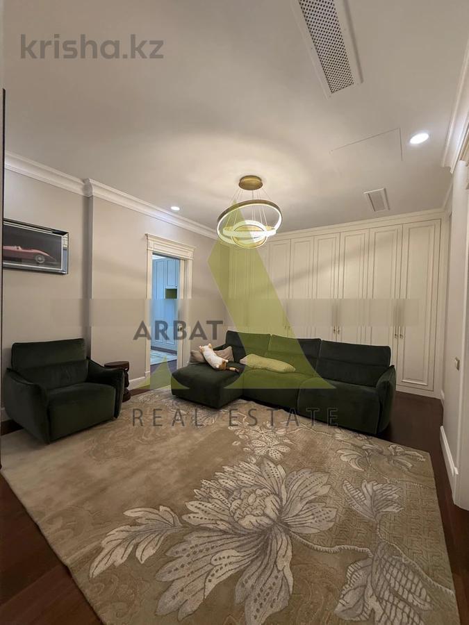 Фото Квартира, 6 комн, 300 м², 6/6 эт.