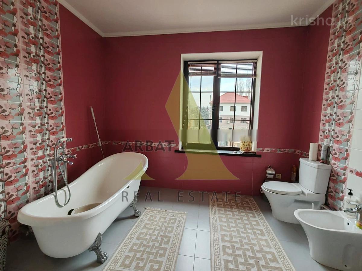 Фото Отдельный дом, 11 комн, 380м²