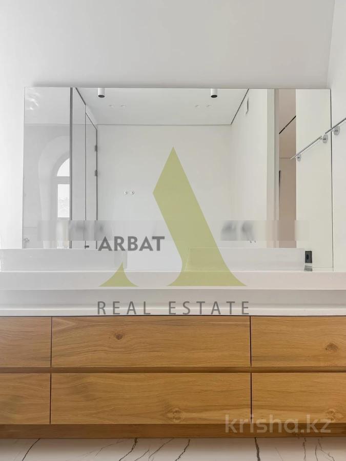 Фото Квартира, 5 комн, 320 м², 9/10 эт., 2017 г.п.