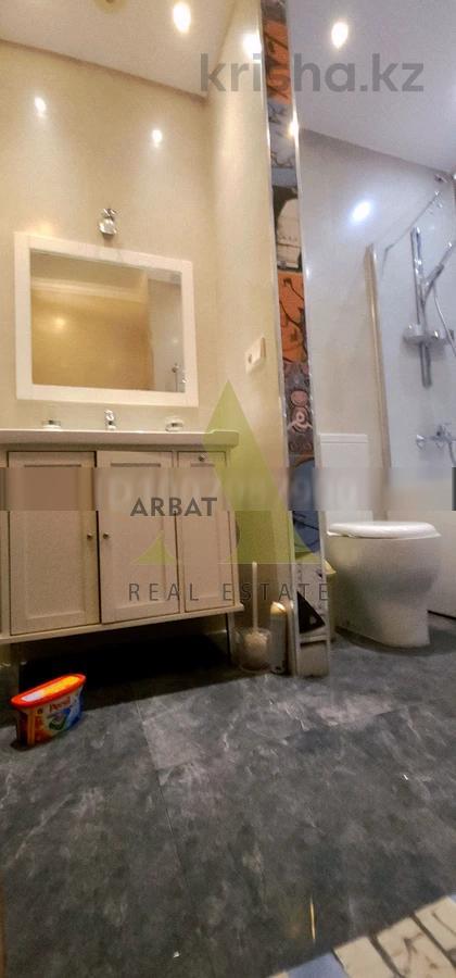 Фото Квартира, 5 комн, 364 м², 3/4 эт., 2011 г.п.