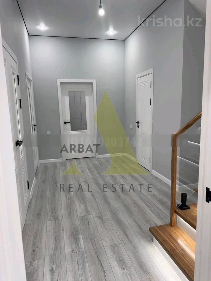 Фото Отдельный дом, 6 комн, 225м²
