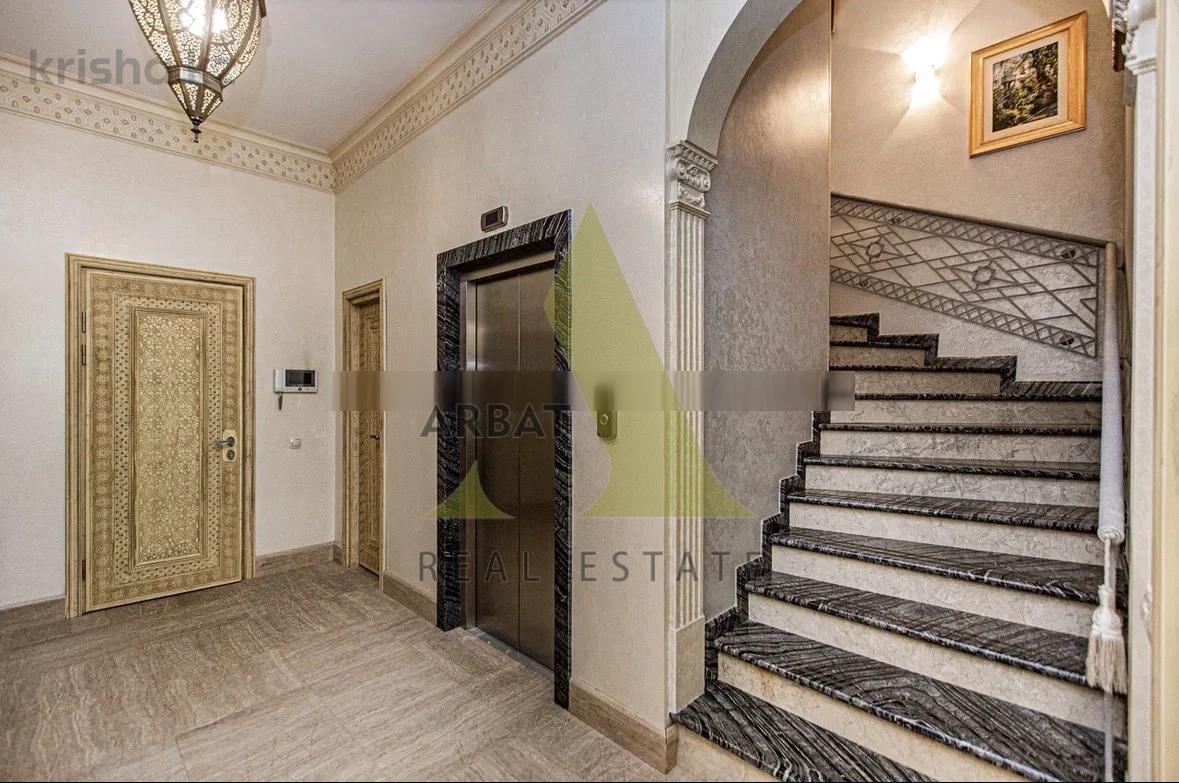 Фото Отдельный дом, 6 комн, 700м²