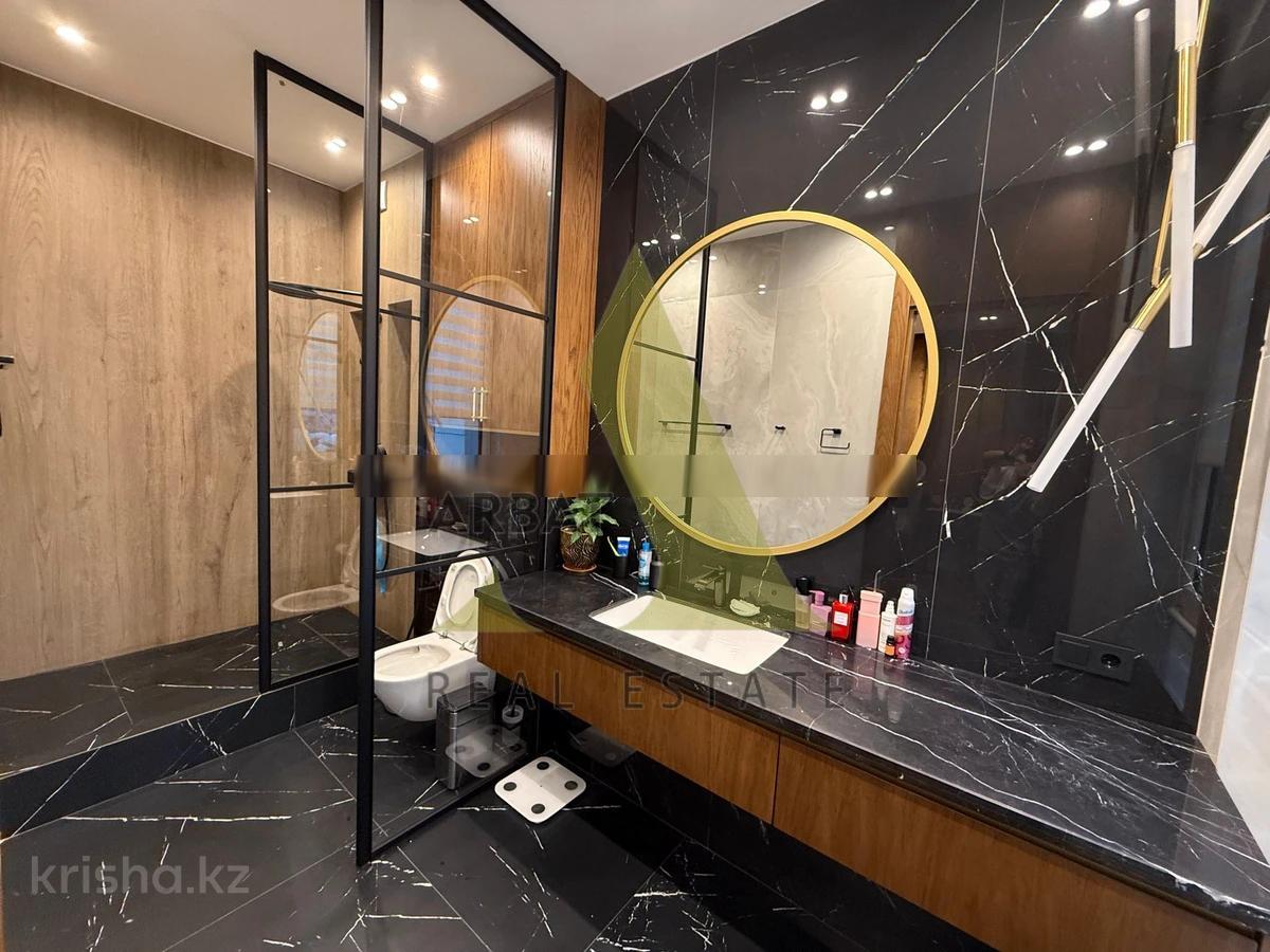 Фото Квартира, 3 комн, 165 м², 1/3 эт., 2019 г.п.