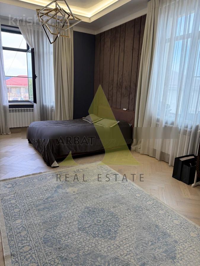 Фото Отдельный дом, 7 комн, 750м²