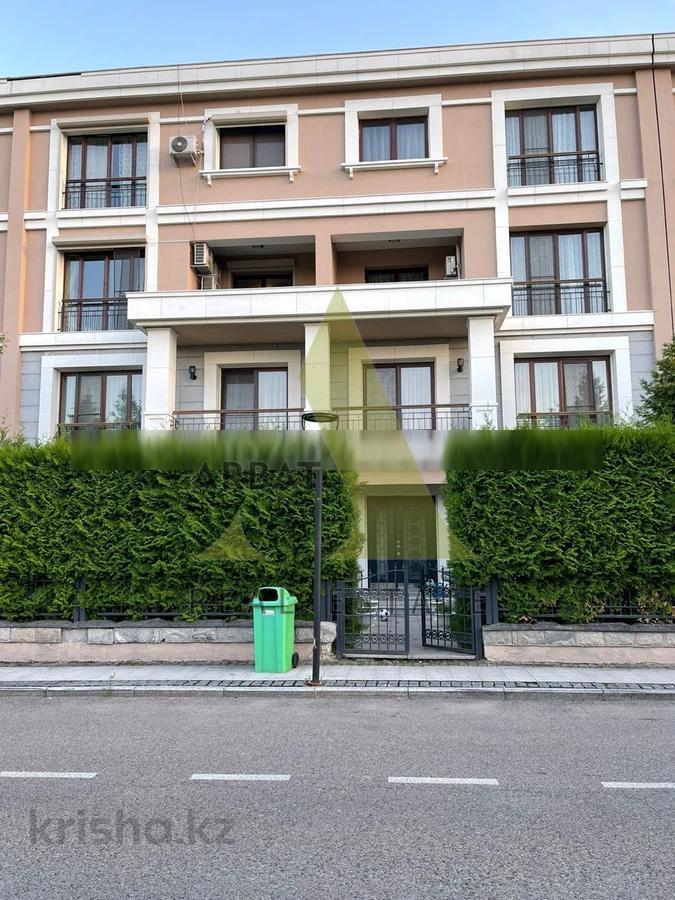 Фото Квартира, 5 комн, 220 м², 2 эт.