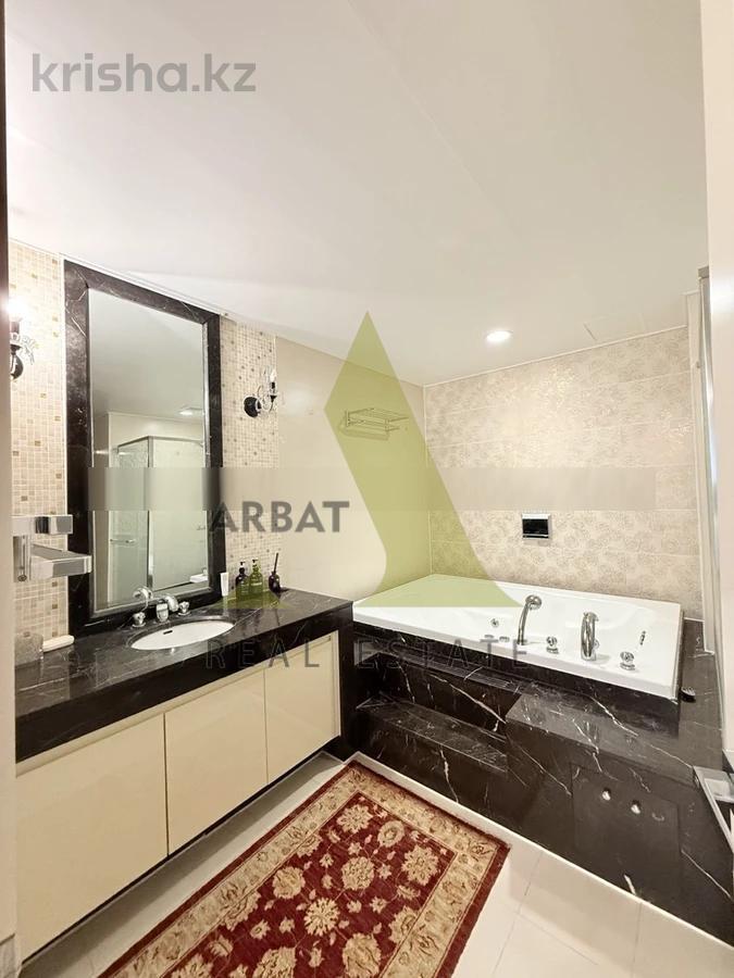 Фото Квартира, 5 комн, 190 м², 1/17 эт.
