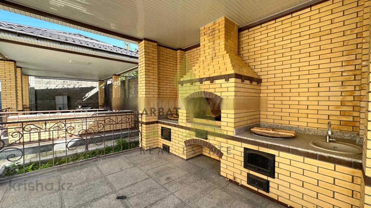 Фото Отдельный дом, 11 комн, 700м²