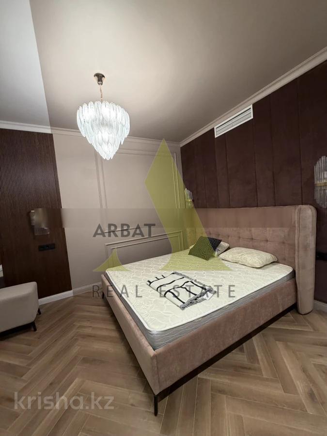 Фото Квартира, 6 комн, 380 м², 1/3 эт.
