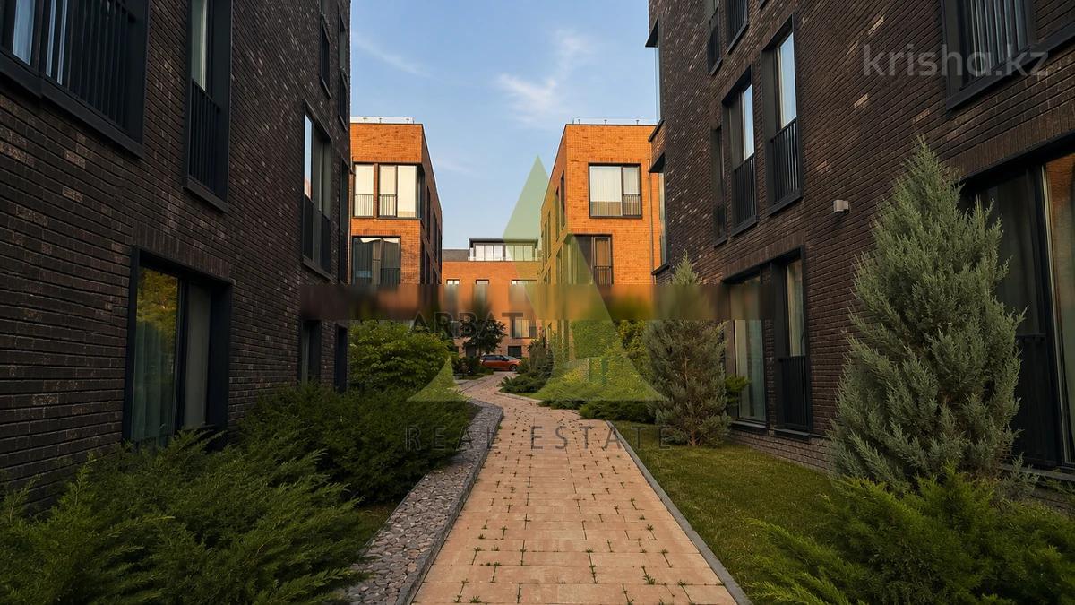 Фото Квартира, 3 комн, 101 м², 1/3 эт.