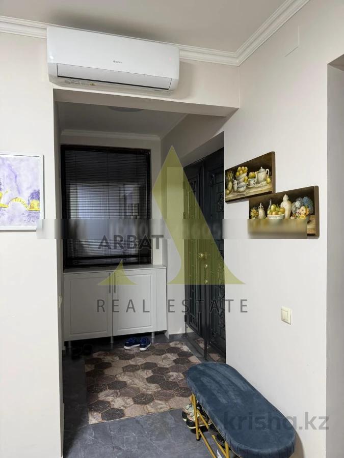 Фото Квартира, 5 комн, 270 м², 1/3 эт., 2007 г.п.