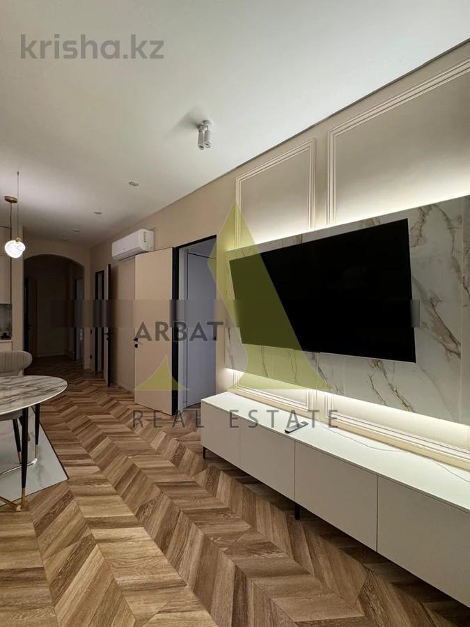 Фото Квартира, 3 комн, 80 м², 1/3 эт.