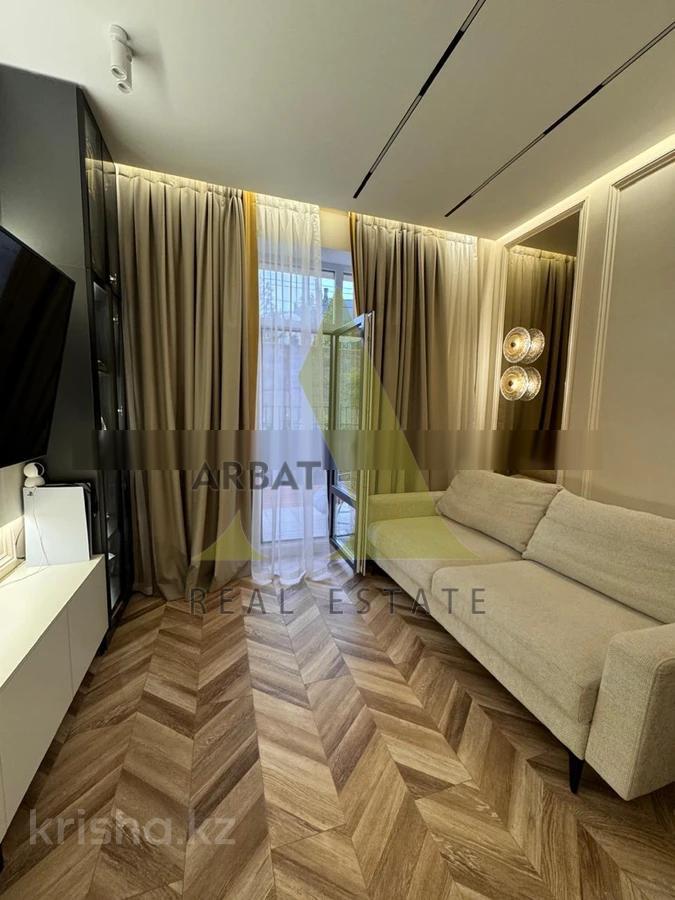 Фото Квартира, 3 комн, 80 м², 1/3 эт.