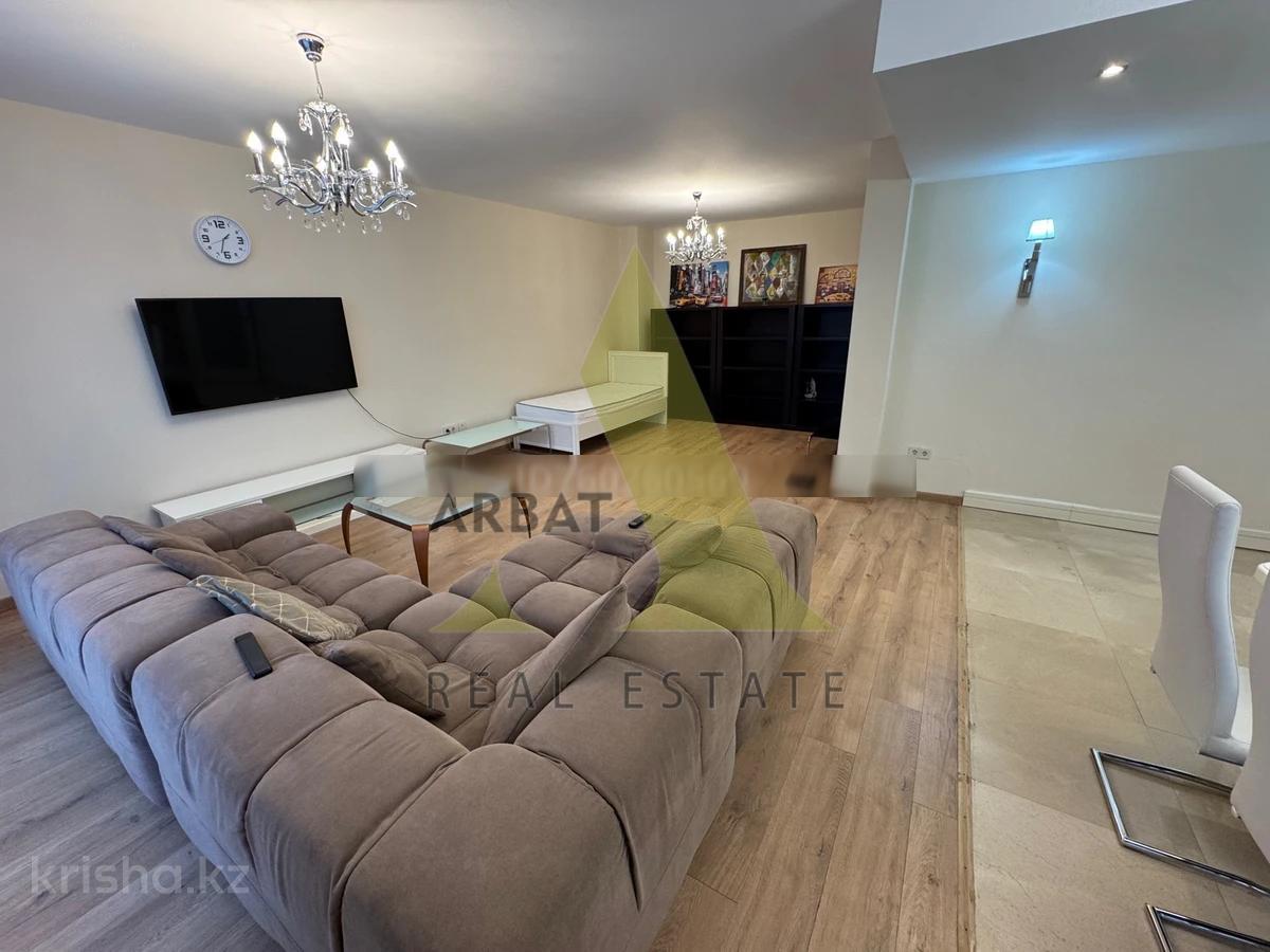 Фото Квартира, 5 комн, 220 м², 2 эт.
