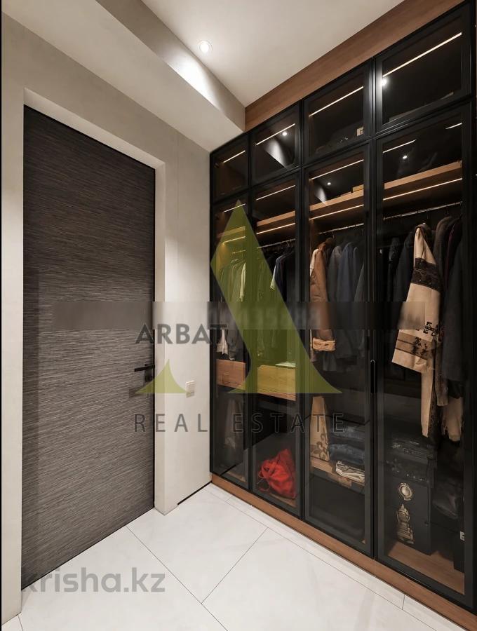 Фото Квартира, 4 комн, 164 м², 1/3 эт., 2022 г.п.