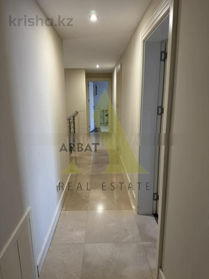 Фото Квартира, 5 комн, 220 м², 2 эт., 2007 г.п.