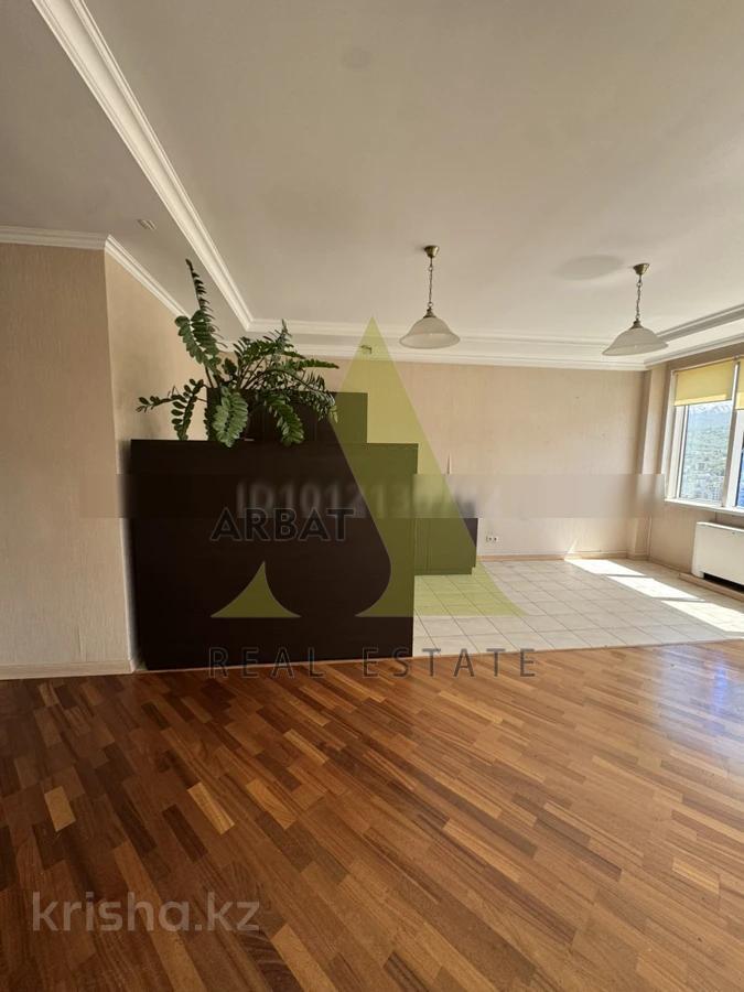 Фото Квартира, 3 комн, 165 м², 23/30 эт., 2010 г.п.
