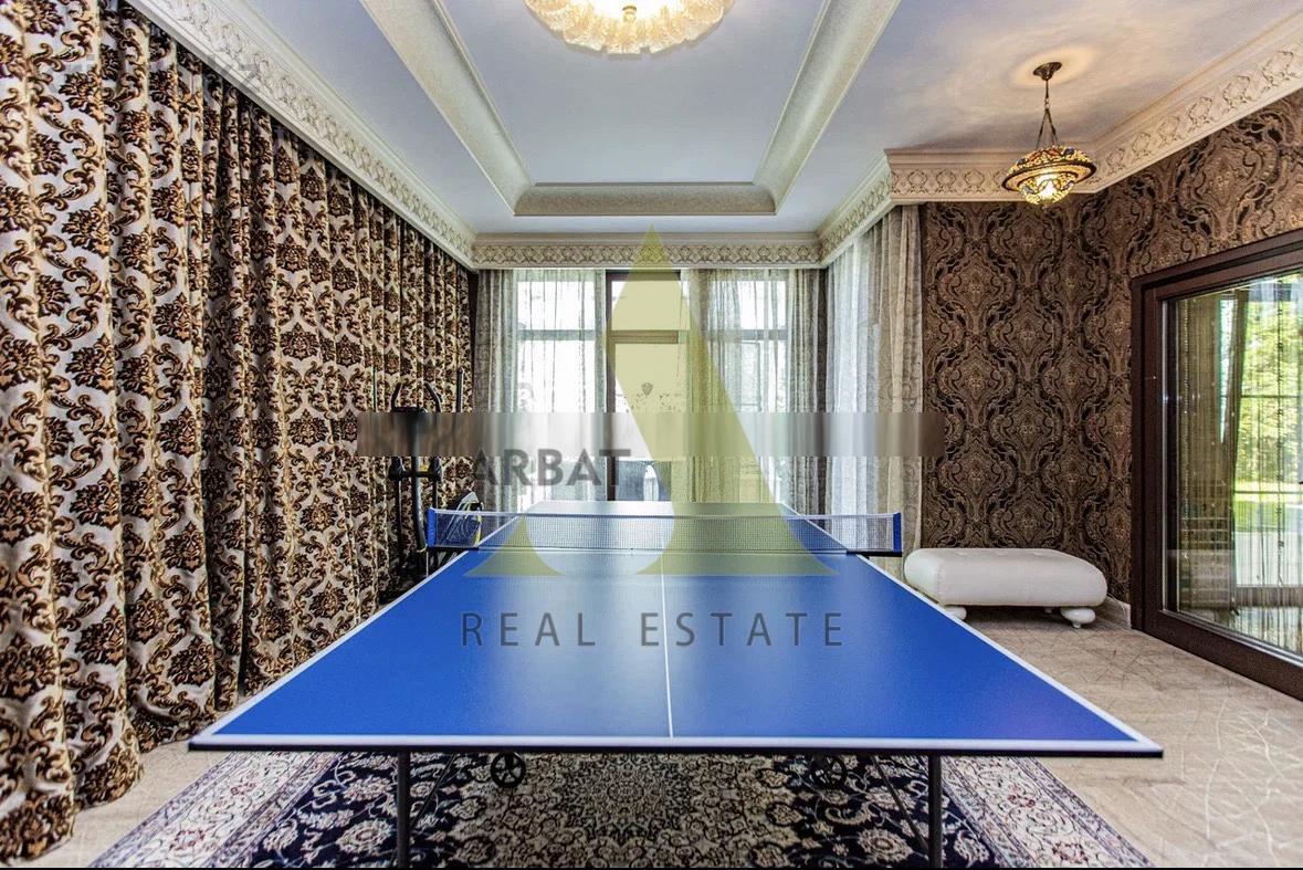 Фото Отдельный дом, 6 комн, 700м²