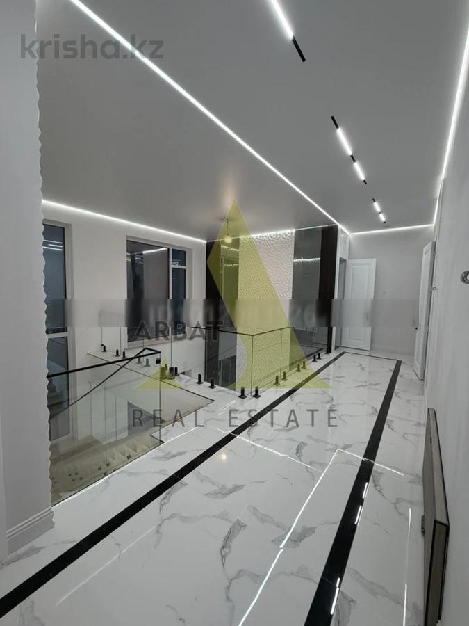 Фото Отдельный дом, 7 комн, 330м²