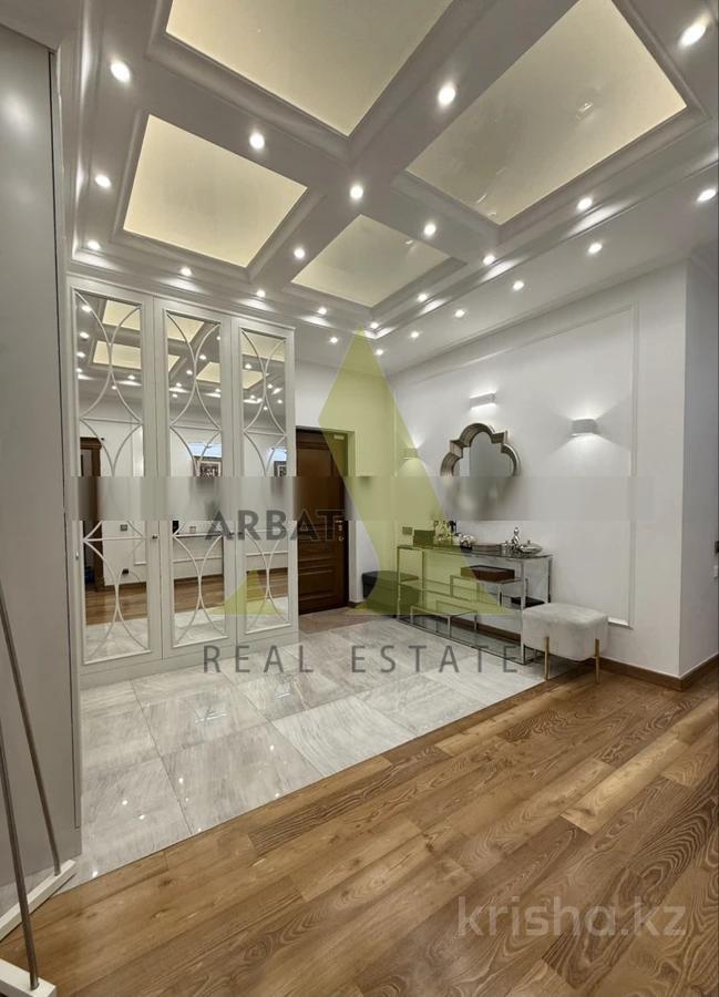 Фото Квартира, 4 комн, 158 м², 4/6 эт., 2007 г.п.