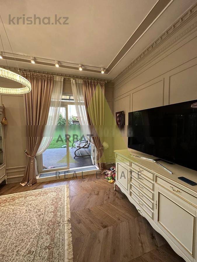 Фото Квартира, 5 комн, 230 м², 1/2 эт., 2010 г.п.