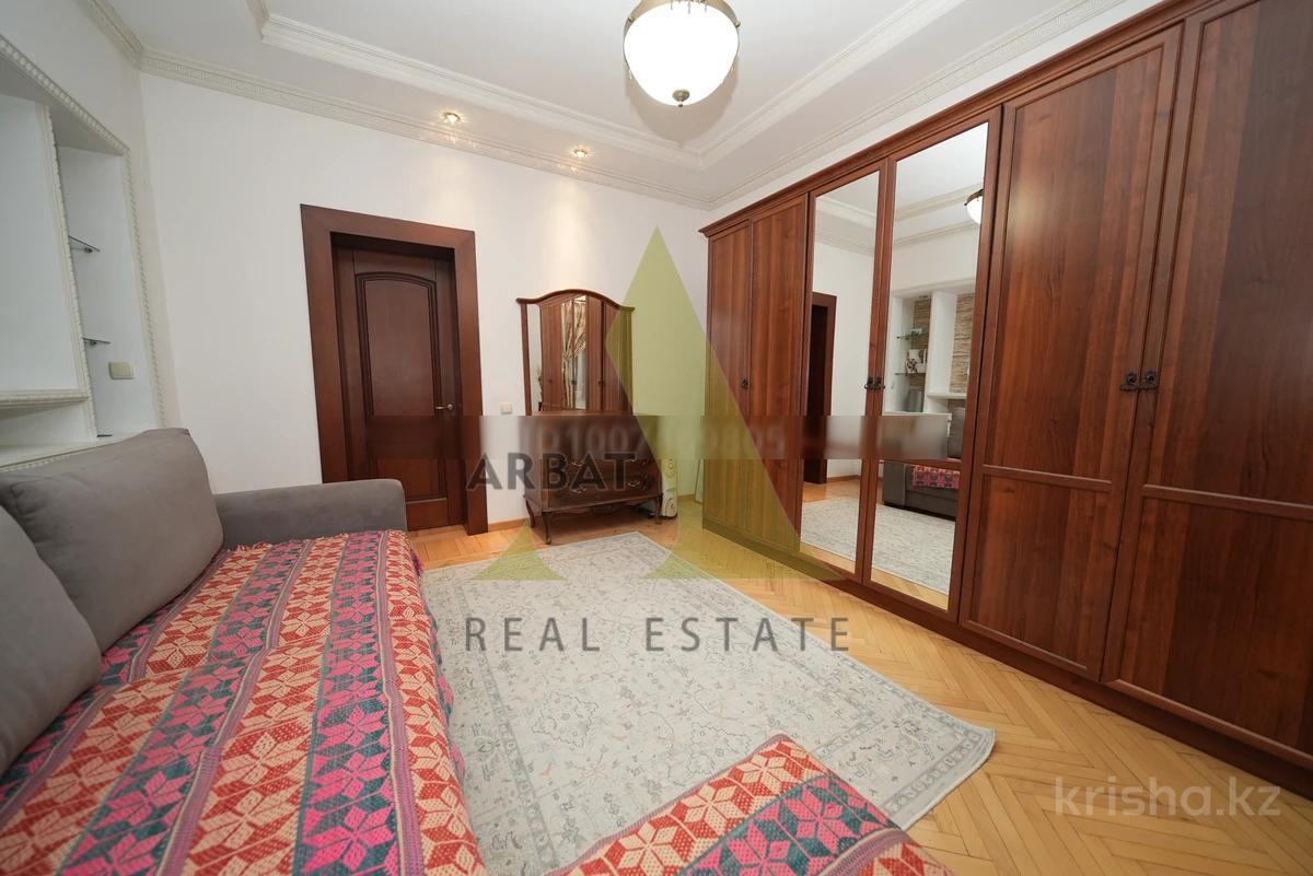 Фото Отдельный дом, 7 комн, 400м²