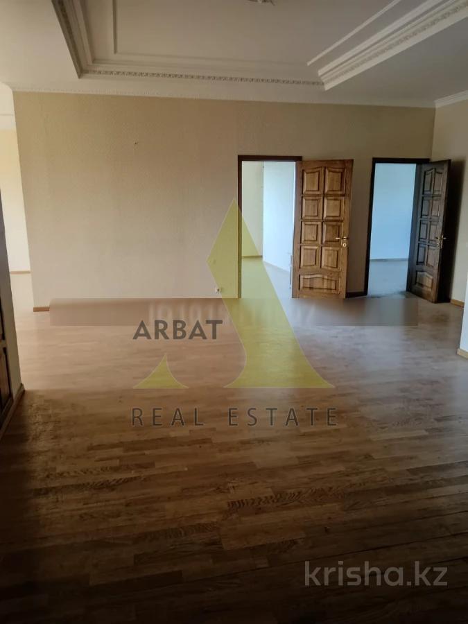 Фото Квартира, 7 комн, 415 м², 5/6 эт., 2004 г.п.