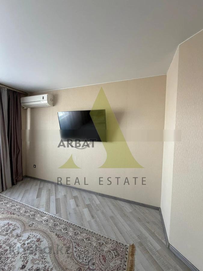 Фото Квартира, 2 комн, 72 м², 4/12 эт.