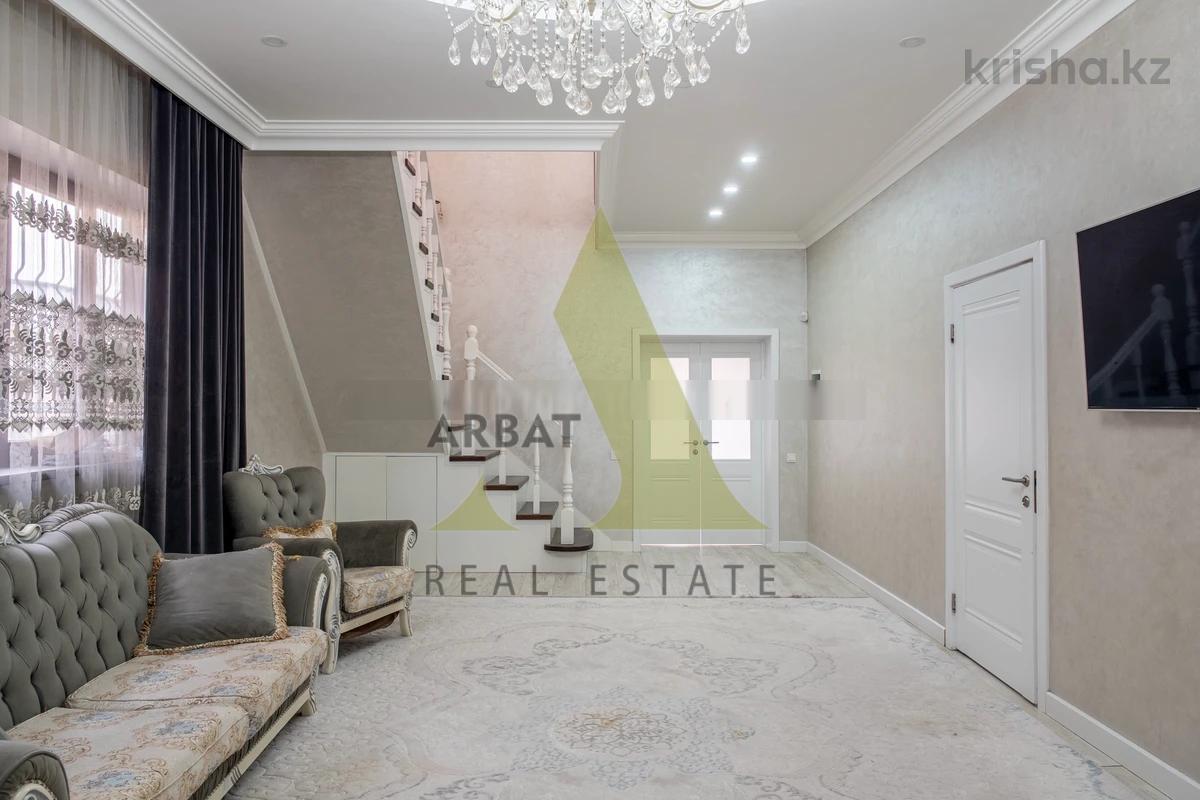Фото Отдельный дом, 5 комн, 290м²