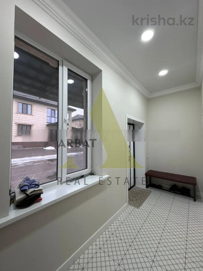 Фото Отдельный дом, 7 комн, 300м²