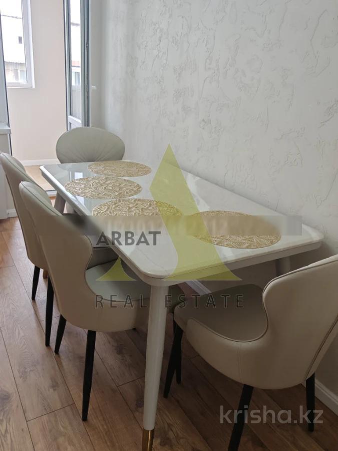 Фото Квартира, 2 комн, 55 м², 5/5 эт.