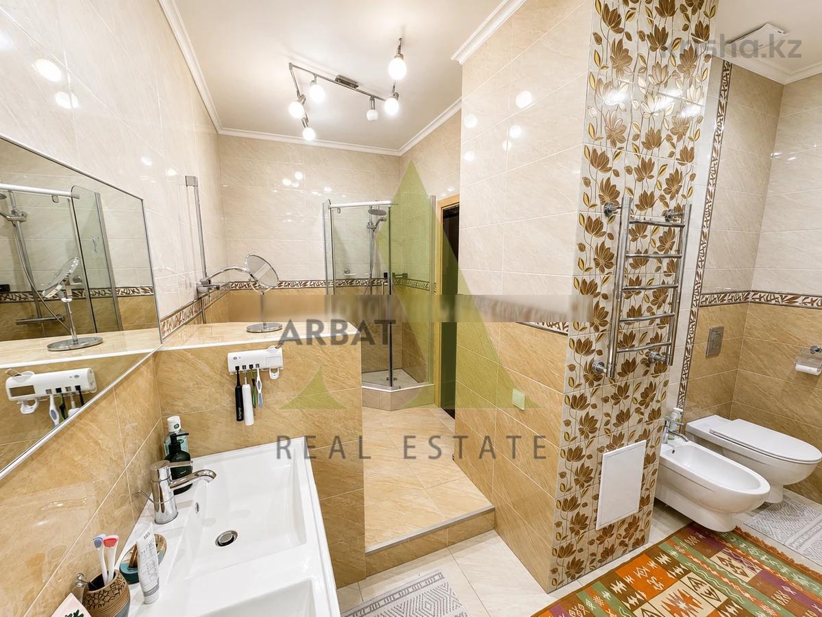 Фото Квартира, 4 комн, 200 м², 6/7 эт.