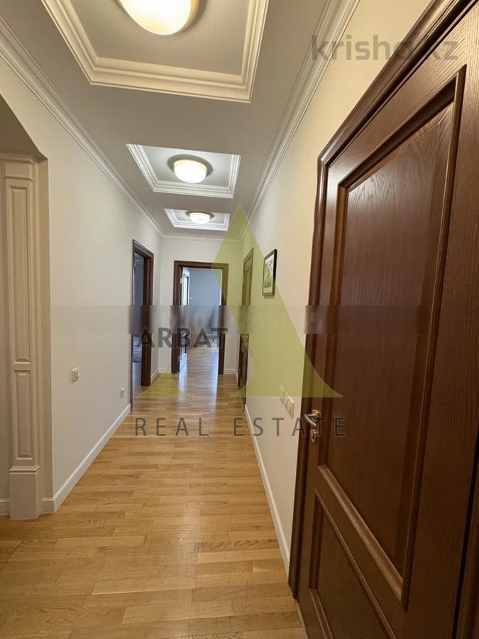 Фото Квартира, 4 комн, 140 м², 7/9 эт.