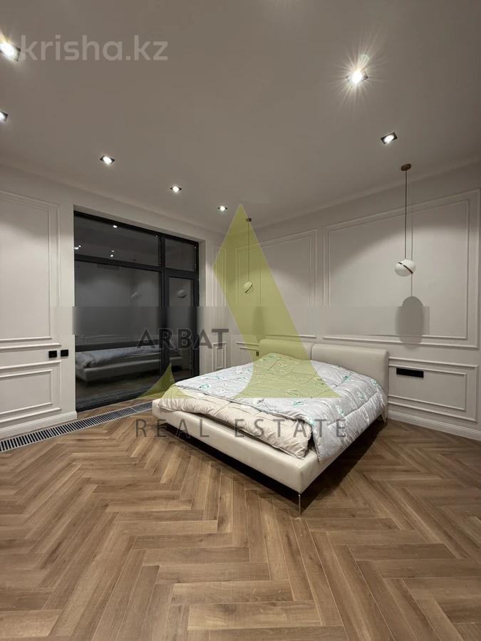 Фото Квартира, 6 комн, 380 м², 1/3 эт.
